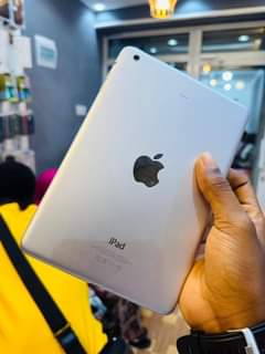 A picture of Ipad Min