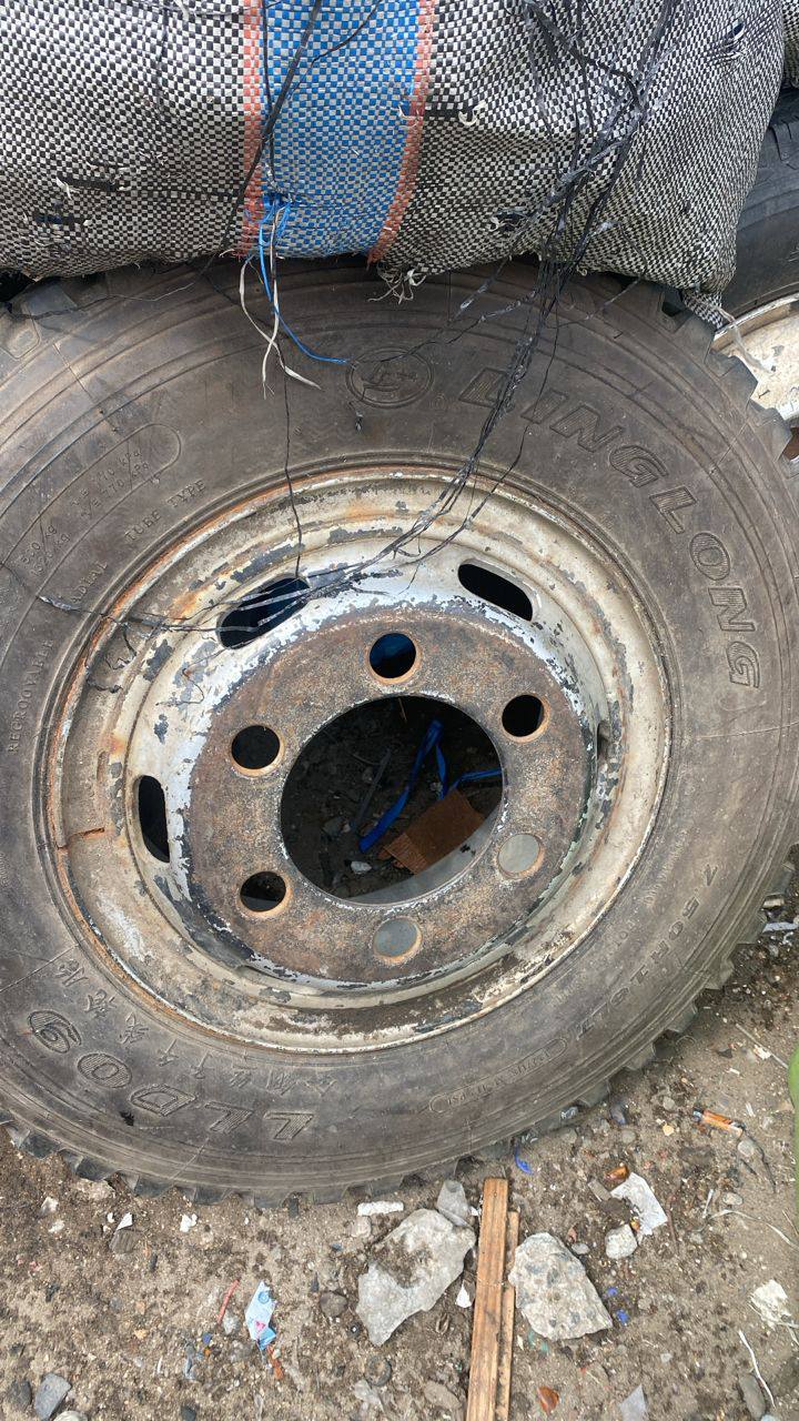 A picture of Toyota truck