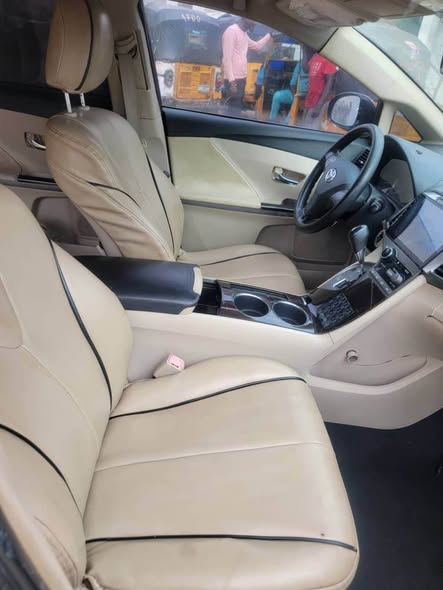 A picture of Toyota Venza 2011 Eng Gear AC working perfectly location alagbado