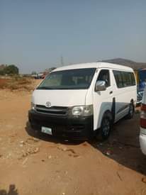 A picture of Hummer bus transport