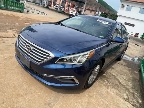 A picture of Hyundai sonata