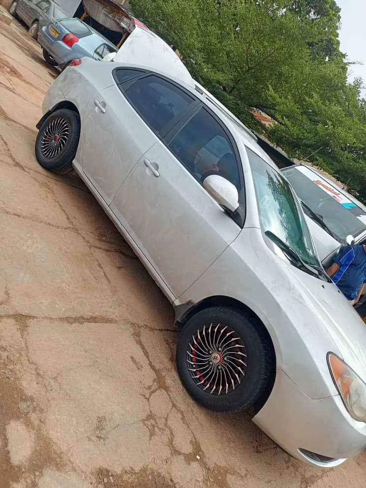 A picture of Fast fingers tomorrow deal money needed asap Hyundai Elantra 08