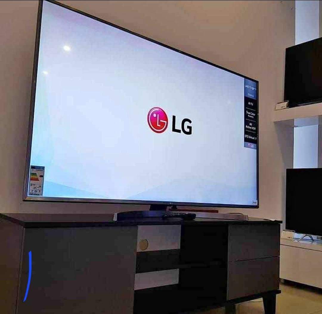 A picture of LG