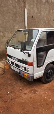 A picture of 35m and 37m negotiable cal 0759641266