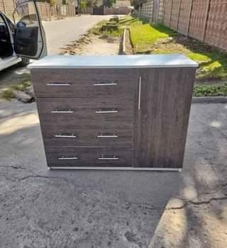 chest=of=drawers