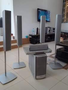 A picture of Wahi chukua home theater mziki mnene kwa bei kitonga350 000