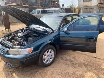 A picture of V6 camry