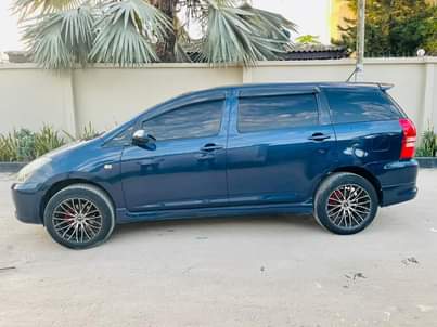 A picture of Toyota wish