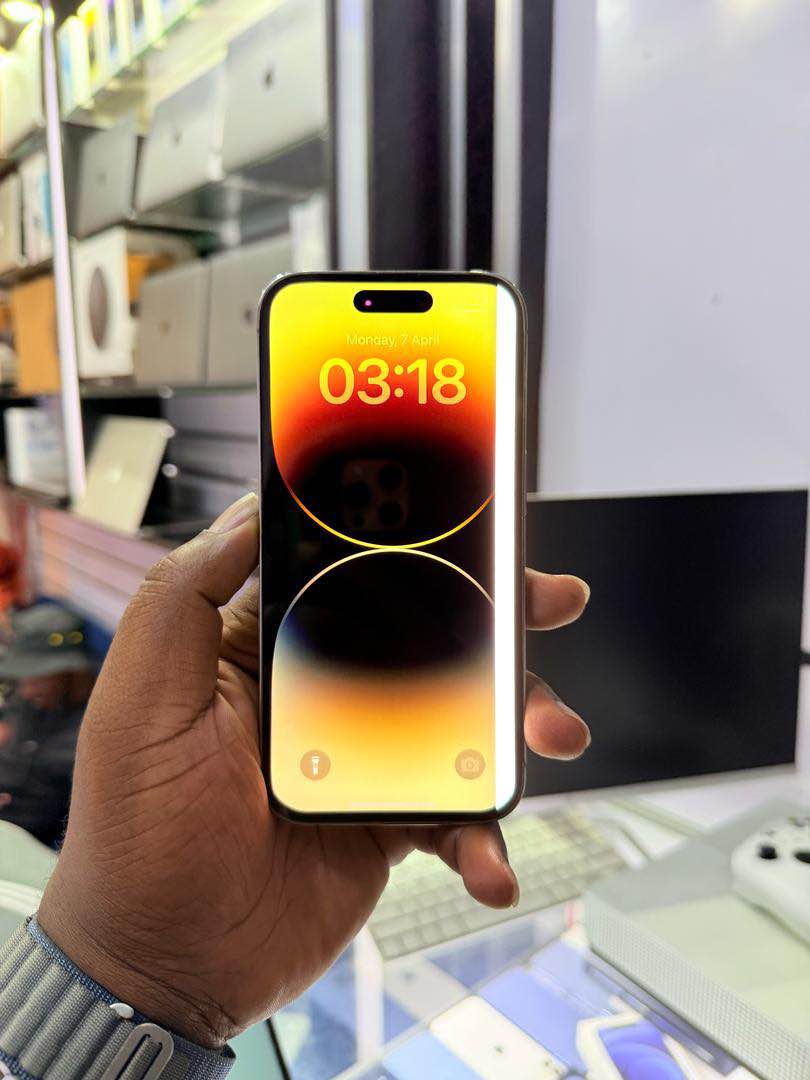A picture of iPhone 14 Pro 256gb