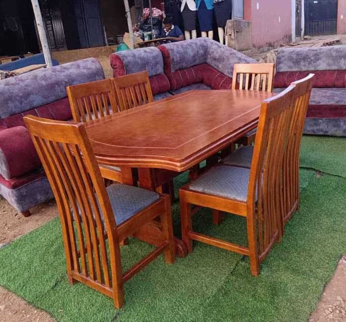 A picture of 6seater dining O751704739