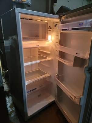 A picture of Household items for sell