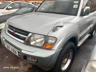 A picture of Pajero Bitama Petrol