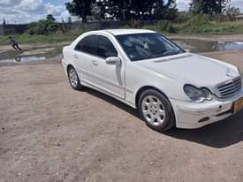 classifieds/cars mercedes