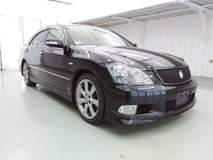 A picture of model toyota crown arthlete