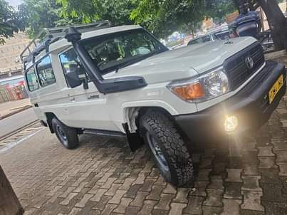 toyota land cruiser