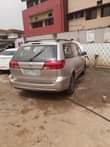 A picture of Toyota sienna 2005
