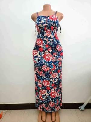 A picture of Secondhand dresses