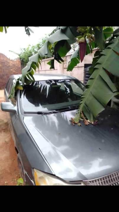 A picture of Toyota Avalon dashboard Everything is working Owerri imo state Nonny