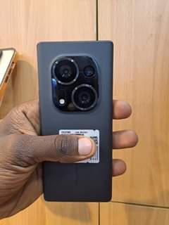 A picture of TECNO PHANTOM X2 256GB 256708949918