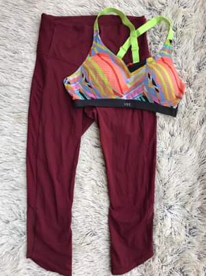 A picture of Secondhand activewear tops
