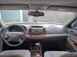 A picture of 2004 Toyota Camry XLE