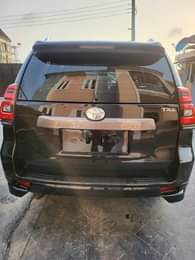 A picture of Direct Belgium Toyota Prado 2016 2017 model with v4 engine