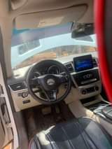 A picture of GLE350