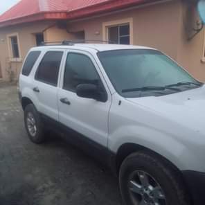 A picture of Registered 2006 Ford escape first body With nothing to fix