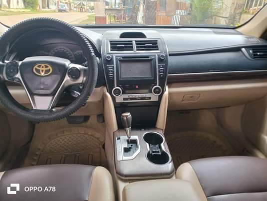 A picture of Toyota Camry 2012