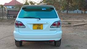 A picture of TOYOTA HARRIER OLD NAIUZA MIL 19 5 0743435416