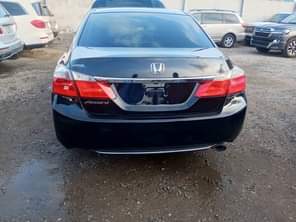 A picture of Clean toks 014 Honda accord key 4 plug engine leather