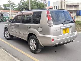 A picture of NISSAN XTRAIL BEI...........7 0757455444