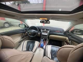 A picture of Is250