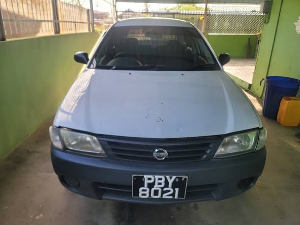 nissan y11