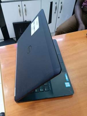 A picture of DELL 7280 LATITUDE