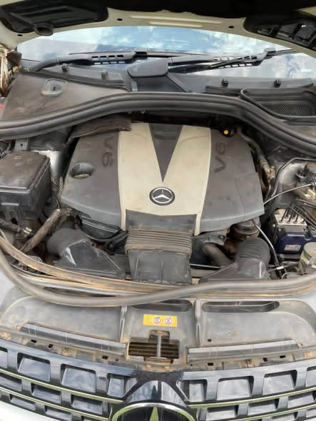 A picture of Mercedes Benz ML 4matic Bluetech