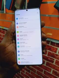 A picture of Samsung s20 plus 5g