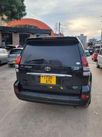 A picture of Toyota Prado diamond