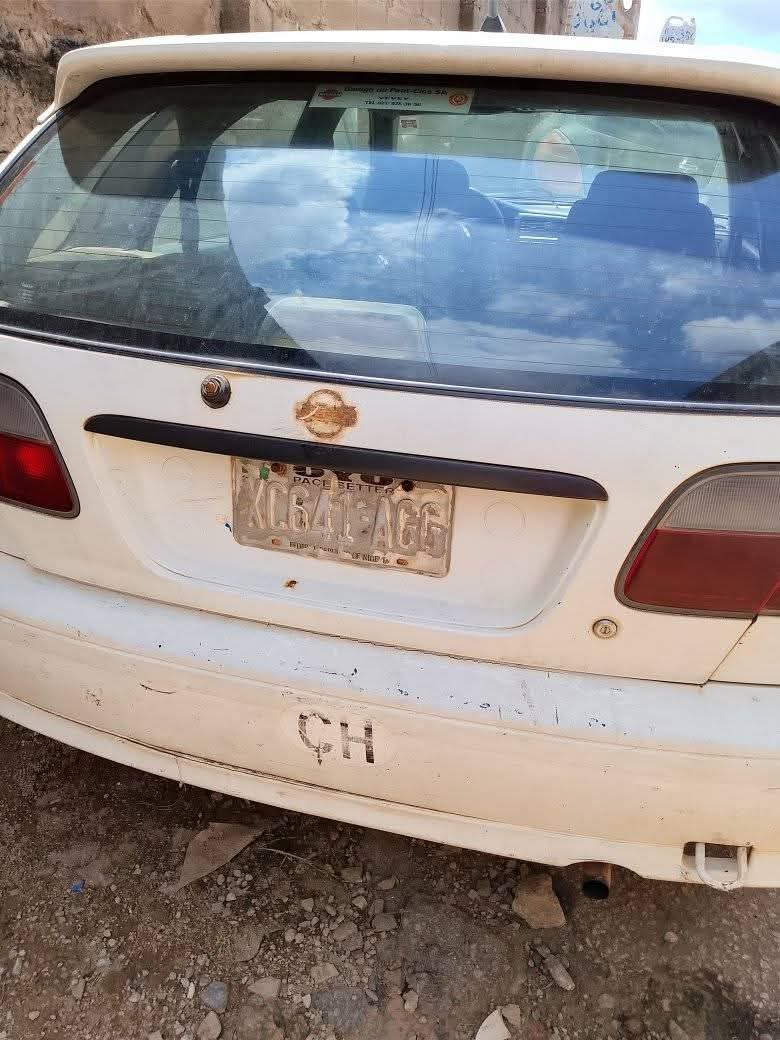 A picture of 2000 Nissan almera