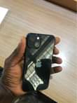 A picture of iPhone 13 128gig No issues