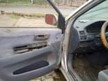 A picture of Toyota picnic 2002 for sale Automatic transmission Price 950k Location