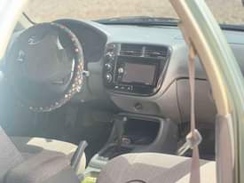 A picture of HONDA CIVIC 2001 MODEL