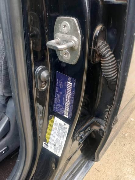 A picture of Tokunbo standard 2005 Toyota Camry