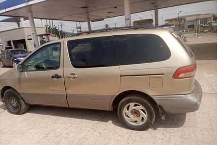 A picture of Danny yung Smarts Autos Toyota sienna 02 Very Sound Engine