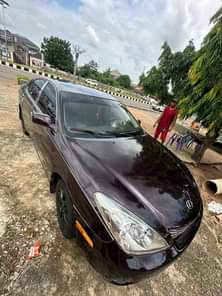 A picture of Lexus es300 Everything is working Owerri imo state Nonny autos