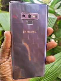 A picture of GALAXY NOTE9 128GB AT 240000