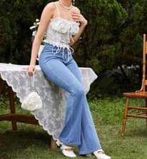 A picture of Lady s pants