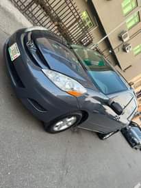 A picture of TOYOTA SIENNA LE