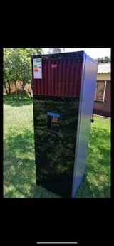 classifieds/fridges