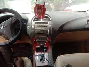 A picture of Super clean registered Lexus Es350 2009 model available for sale
